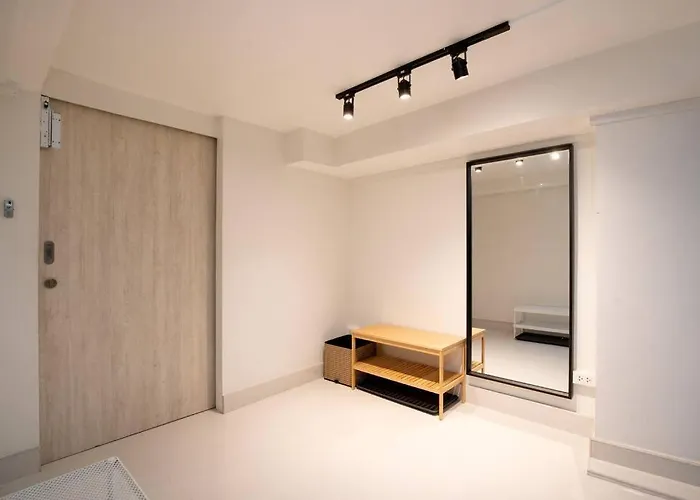 Townhouse In Pratunam 빌라