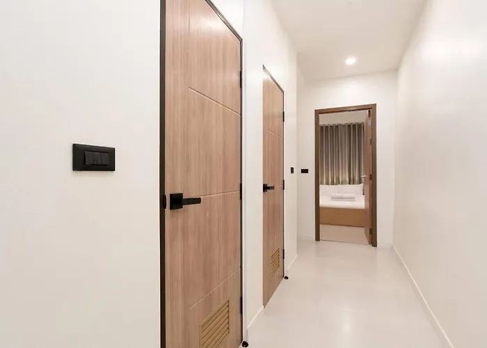 Townhouse In Pratunam 빌라