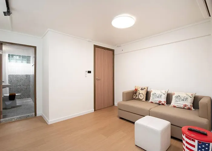 Townhouse In Pratunam