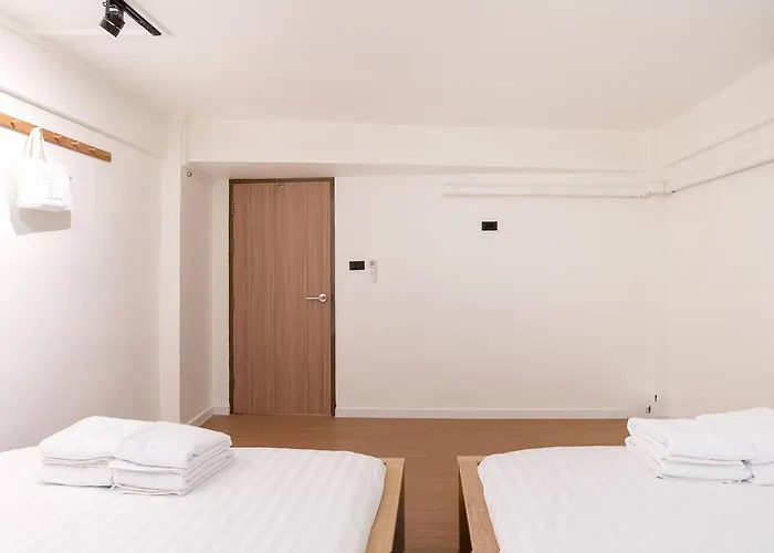 Townhouse In Pratunam 방콕